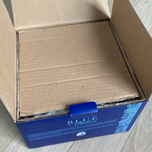 Blue Italian Round Covered Deep Dish - Picture 8 of 11